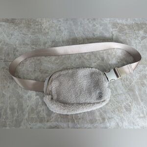 Lululemon Athletica Beige Sherpa Belt Bag